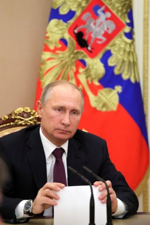 Кремль обновит личную страницу Путина на президентском сайте. Сейчас биография президента РФ на официальном портале заканчивается его переизбранием в 2018 году