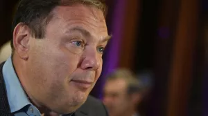 Суд ЕС постановил снять санкции с Михаила Фридмана и Петра Авена