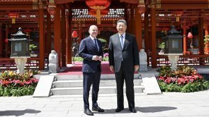 [Нестратегическое партнёрство] С немецким reverance*: Шольц захотел укрепить экономические связи с Китаем. Канцлер посетил КНР, где наряду с экономикой обсудил украинский и тайваньский вопросы.