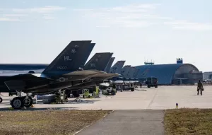 ОАЭ запретили США наносить авиаудары по Йемену, используя базы на своей территории