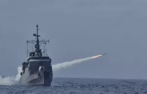 Командующий миссией ЕС в Красном море предупредил, что не может обеспечить безопасность судоходства
