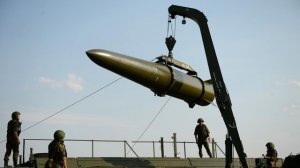 ВС России проведут учения по подготовке и применению нестратегического ЯО