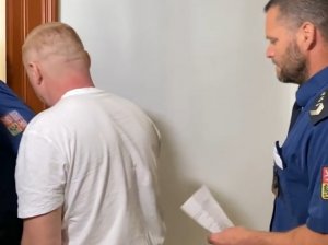 В Чехии украинец взорвал петарду во влагалище бывшей супруги