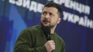 "Хуже врагов". Зеленский устроил истерику на конференции в Бельгии
