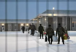 Генерал Шаманов сравнил российскую армию с «партизанским отрядом»