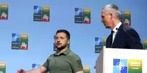 Европа вляпалась. Она не знает, что дальше делать: прямое вступление НАТО в конфликт России с Украиной ввергнет нас в III мировую войну. Жизнь прекратится: Европа будет уничтожена