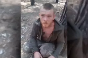 Выжил один из 12. Солдат ВСУ с червями в ране сдался в плен ВС РФ