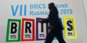 [Доллариздец] БРИКС собрала силы для решительного удара. Экономика США под угрозой. Расширение БРИКС - тревожный сигнал для Америки