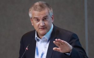 «В очередь, сукины дети, в очередь!» Глава Крыма рассказал об ожидающих приговоров по делам о покушении на него. Сергей Аксенов отметил, что речь идет о более 10 задержанных
