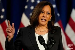 NYT: команда Трампа готовится подорвать рейтинг Харрис в случае её выдвижения