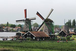 [38,4 % : 38,1%] Китайские ветряные и солнечные электростанции обошли по генерации угольные, открывая путь к «зелёному» будущему