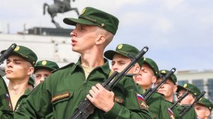 ГД рассмотрит поправки о двух годах срочной службы для новых граждан РФ
