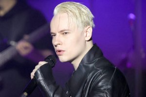 "Своих не бросаем!": SHAMAN перечислил 1 миллион пострадавшим в Курской области