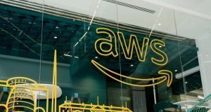 Кодирование станет искусственным через 2 года. Гендиректор Amazon Web Services предположил, что разработчики перейдут от кодинга к тестингу: технологии ИИ изменят подход к программированию