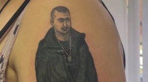 Украинка пожаловалась, что не прошла контроль в Шереметьево из-за тату с Будановым