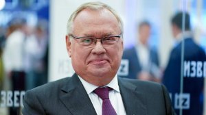 [Курс, ключевая и цифровой] «До конца года курс может снизиться до 93–95 рублей за доллар». Глава ВТБ — о курсе рубля, ключевой ставке, криптовалюте, цене жилья и  трансграничных расчетах