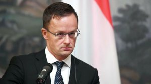 Сийярто: Европа ведет тайную торговлю с Россией