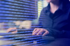 Mash: компания ABBYY за день уволила почти всех граждан России