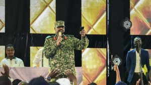 Командующий армией Уганды пригрозил послу США выдворением из страны