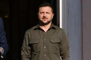 «Нет шанса пережить»: Зеленскому посоветовали готовиться к худшему сценарию