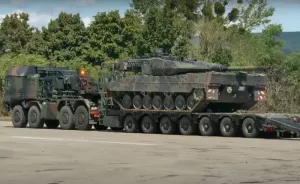 Российские ракеты уничтожили американские и немецкие танки в цехах тепловозоремонтного завода в Николаеве