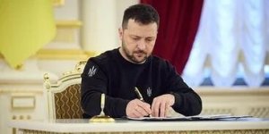 Зеленский подписал закон о продаже госбанков