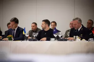 Зеленский поручил разработать новый «план победы», предусматривающий войну против России без помощи союзников