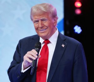 Экс-член госдепа: Трамп может потребовать от РФ отвода войск до инаугурации