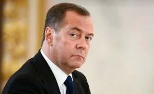 Выборы в «Заморском Пиндостане» ничего не изменят для России — Медведев