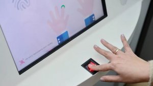 В Казахстане на борт самолета будут пропускать по отпечатку пальцев