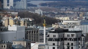 Украина движется к экономическому краху. С февраля 2022 года Всемирный банк предоставил Украине более $40 млрд