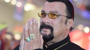 Стивен Сигал пожелал россиянам на Новый год победы и счастья