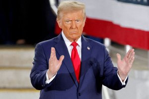 Экс-дипломат заявил, что Трампу бы хотелось распада Евросоюза