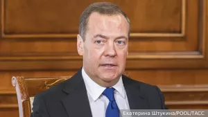 Медведев заявил, что его прогноз о «партии чушпанов» сбылся