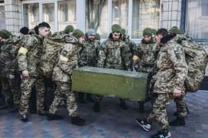 Кураторы требуют от Зеленского поторопиться. Мобилизация 18-летних начнется в ближайшее время