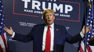 Трамп сообщил о выпуске своего "мемкоина"