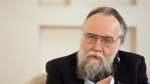 Дугин: Предатели в элите пытаются подвинуть Путина к сдаче России