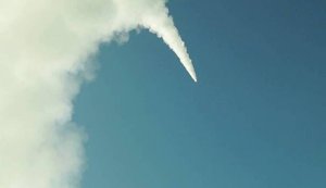 На Западе заявили о беззащитности авианосцев США перед российским «Орешником» Об этом сообщает "Рамблер".