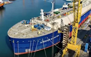 Первый ледокольный газовоз завершил испытания: Россия укрепляет позиции на рынке СПГ