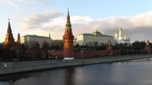 [80лет: слова и дела] В Кремле ответили на обращение Трампа к России. Песков: РФ готова к равноправному диалогу с США и ждет сигналов от Вашингтона, но их пока не поступало