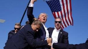 "Сам себе роет яму". В США вынесли Трампу приговор из-за Украины