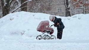 Матерей-героинь обеспечат соцгарантиями на уровне Героев Труда