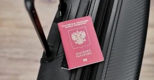 Кабмин одобрил идею не принимать в гражданство РФ в случае отказа от присяги