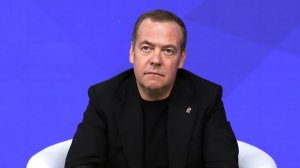 Медведев ответил на призыв чешского сенатора повторить блокаду Ленинграда