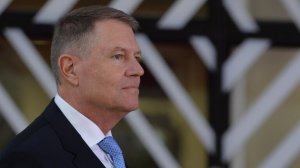 Парламент Румынии отклонил инициативу об импичменте президента