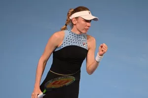 Россиянка Александрова выиграла турнир WTA, обыграв украинку Ястремскую