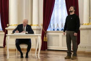 Зеленский сдал Байдена. «Я не знаю, где все эти деньги»