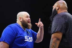 Пельмень переехал Безумного гавайца в реванше! Камоцкий — новый чемпион Power Slap