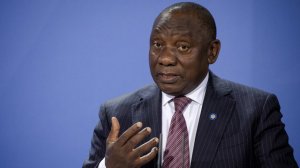 На фоне конфликта с США президент ЮАР Рамафоса подчеркнул невозможность запугать его страну внешними силами