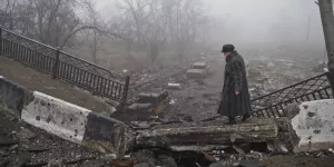 Обременительные затраты на восстановление Украины. The Week: восстановление Украины обойдется в сотни миллиардов долларов